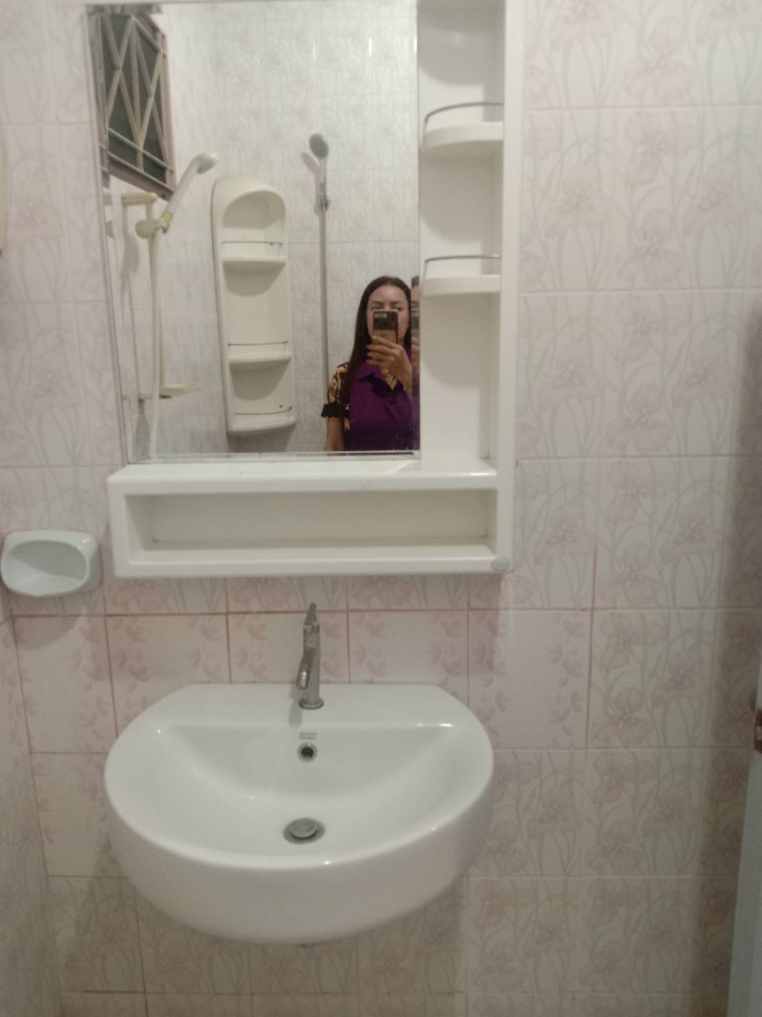 3 bedroom 2 bathroom
