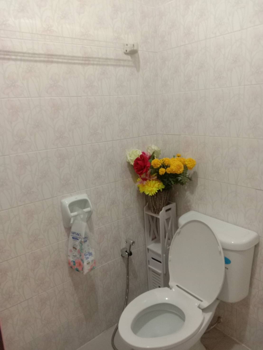 3 bedroom 2 bathroom