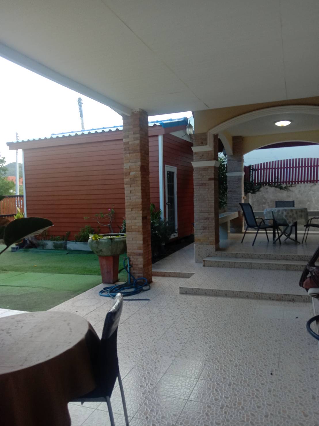 3 bedroom 2 bathroom