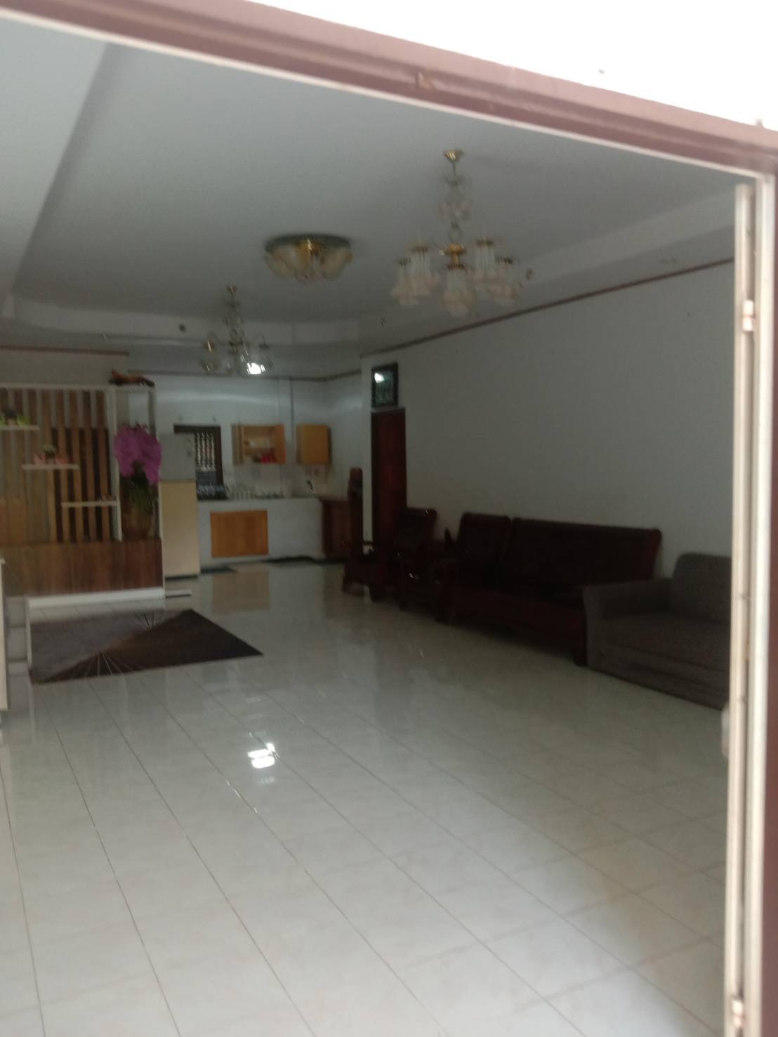 3 bedroom 2 bathroom